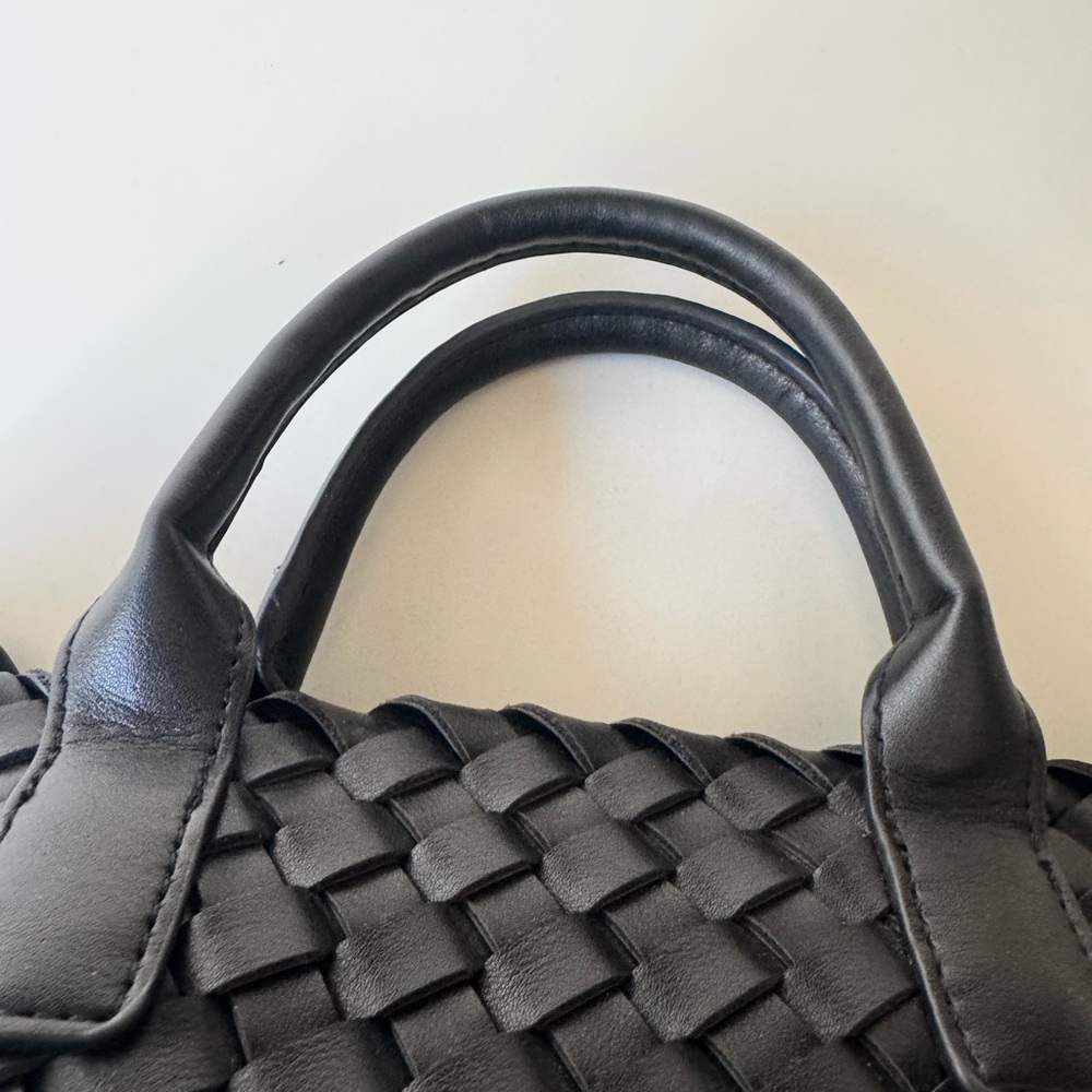 Black Woven Vegan Leather Tote with Detachable Pouch - Picture 10 of 15